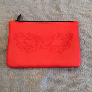 1spy hand bag